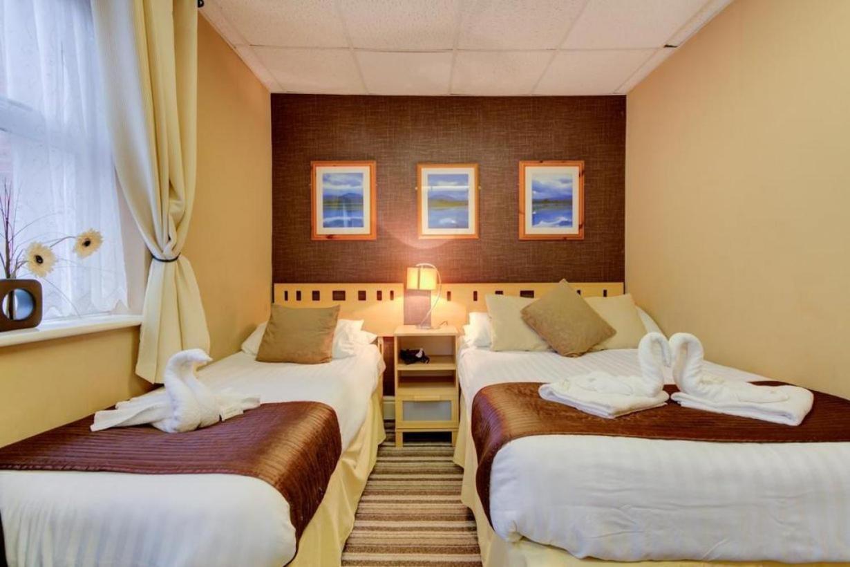 Lyndawn Hotel Blackpool Buitenkant foto